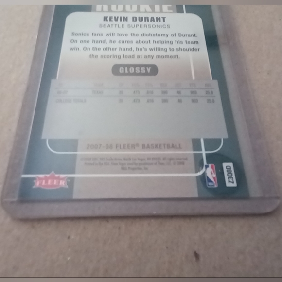 Kevin Durant Rookie Card - Picture 5 of 7